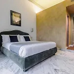 Les Nobles 4* Rome
